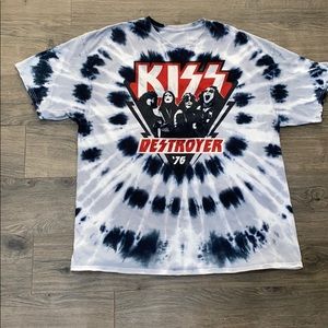 KISS Tee